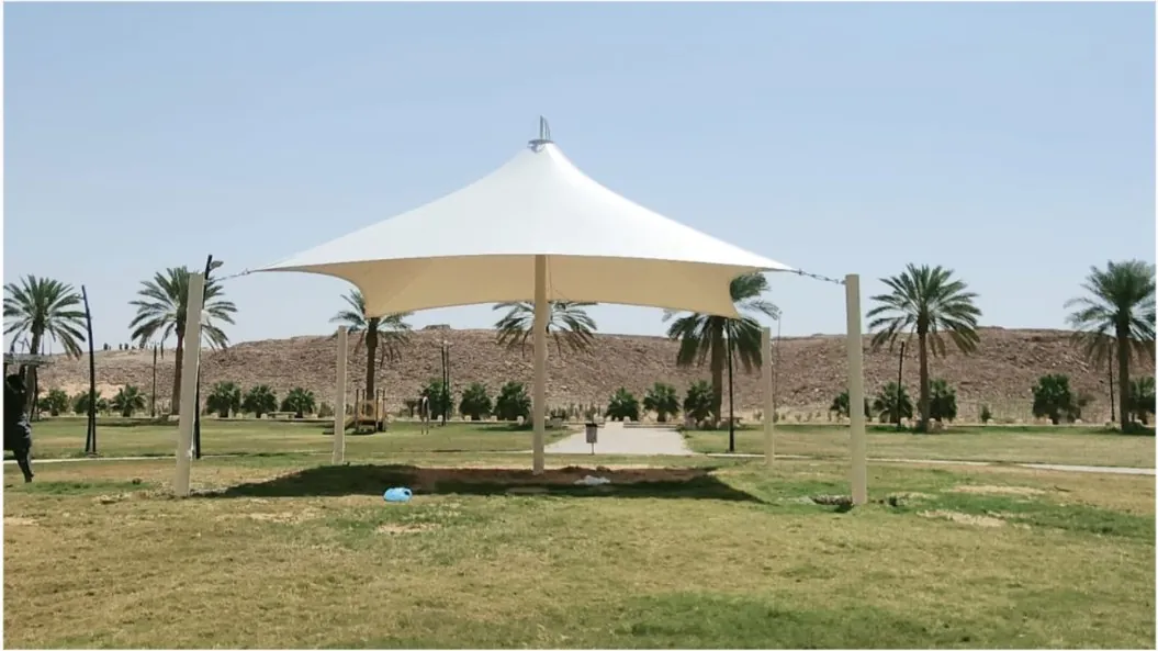 مظلات المدارس والجامعات: السلامة أولًا